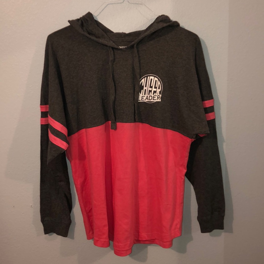 Cheerleader pullover